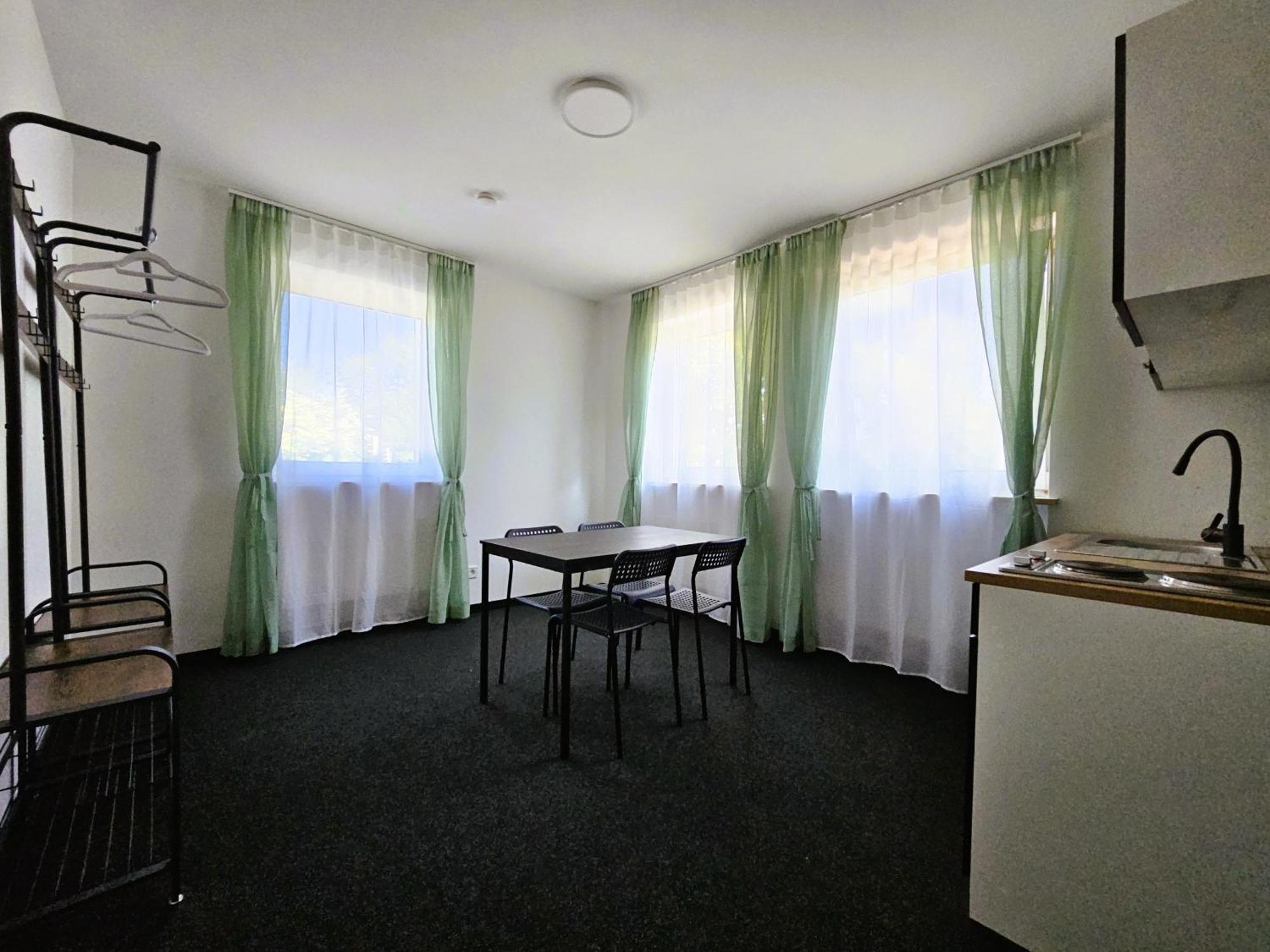 Novitel Muenchen-trudering / Messe Apartment *